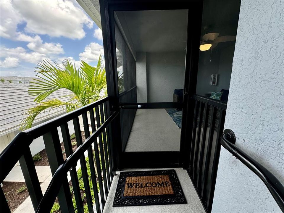 For Rent: $2,500 (2 beds, 2 baths, 1366 Square Feet)