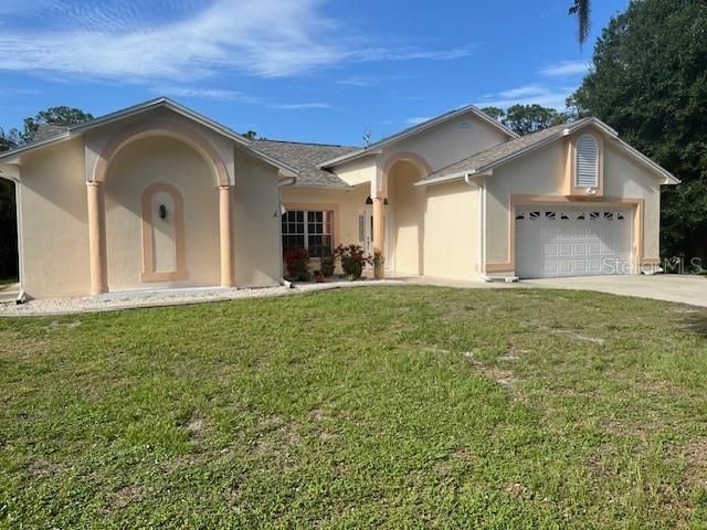 Active With Contract: $611,000 (3 beds, 2 baths, 2073 Square Feet)