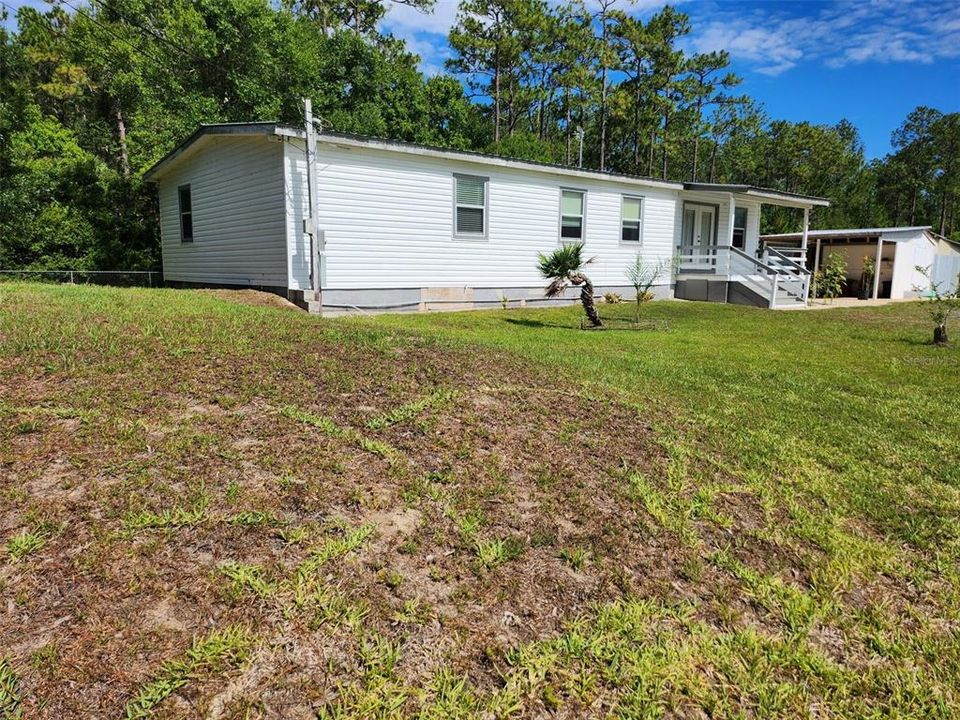 Active With Contract: $170,000 (3 beds, 2 baths, 1392 Square Feet)