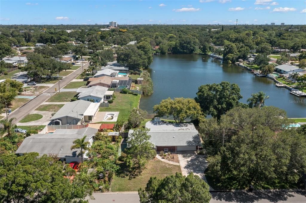 Active With Contract: $465,000 (3 beds, 2 baths, 1692 Square Feet)