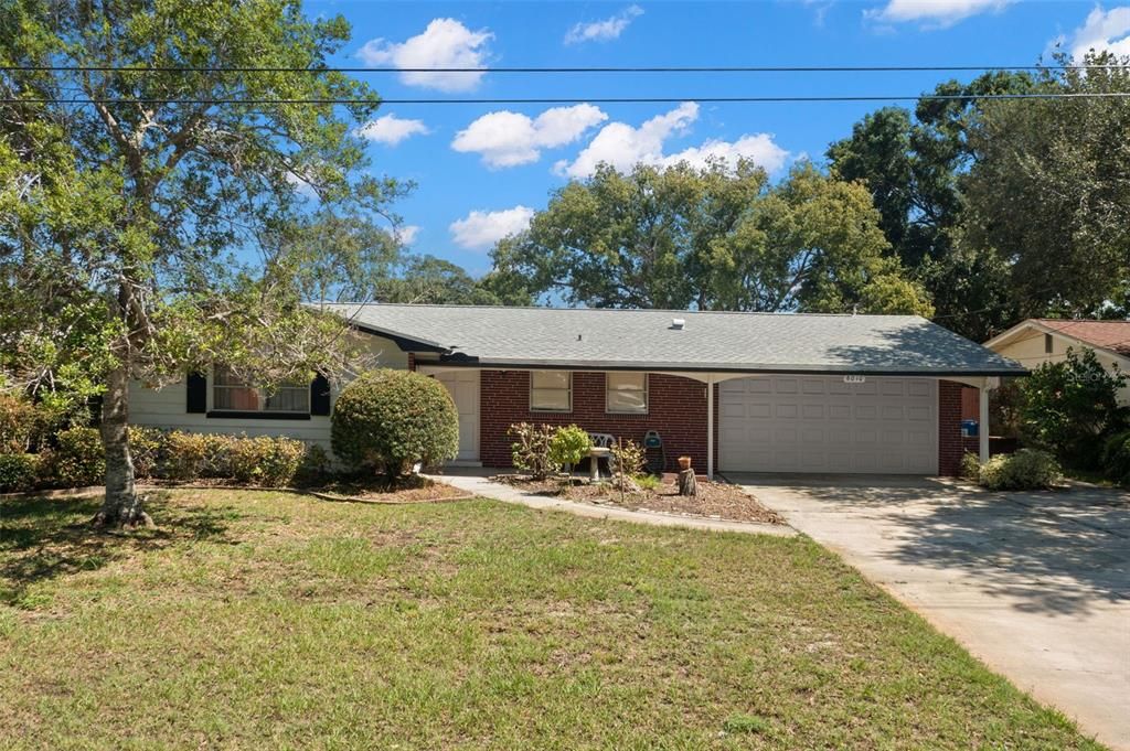 For Sale: $465,000 (3 beds, 2 baths, 1692 Square Feet)