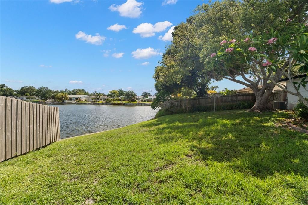 For Sale: $465,000 (3 beds, 2 baths, 1692 Square Feet)