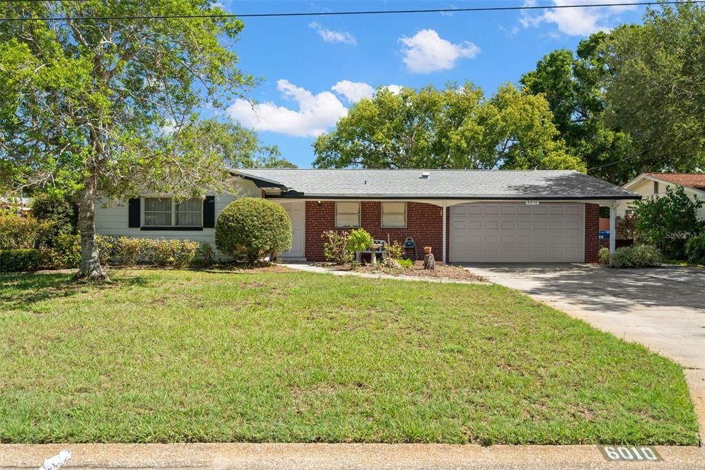 For Sale: $465,000 (3 beds, 2 baths, 1692 Square Feet)