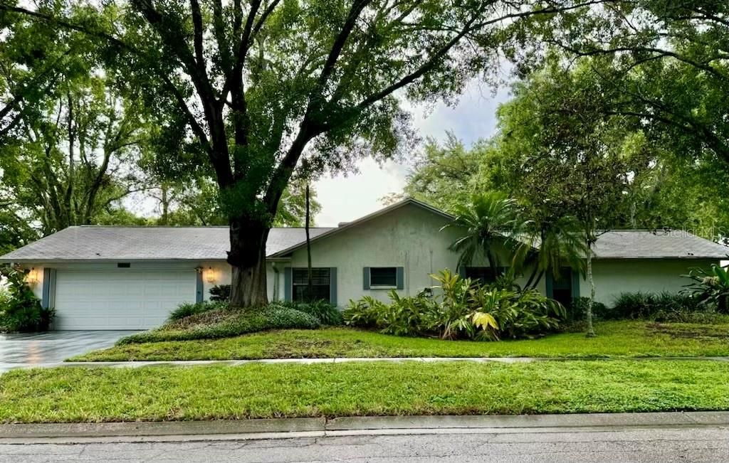 For Sale: $469,000 (3 beds, 2 baths, 1964 Square Feet)