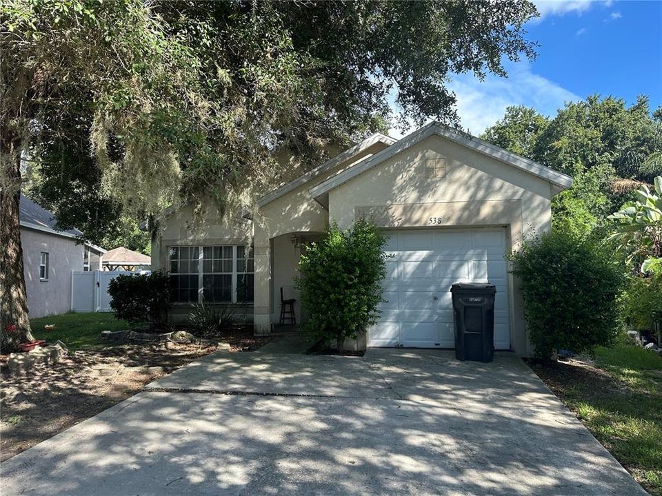 For Sale: $310,000 (3 beds, 2 baths, 1218 Square Feet)