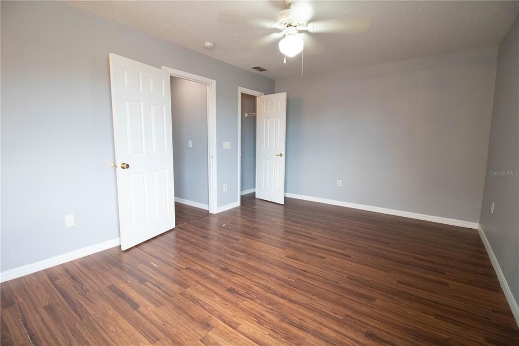 For Rent: $1,550 (3 beds, 2 baths, 1403 Square Feet)