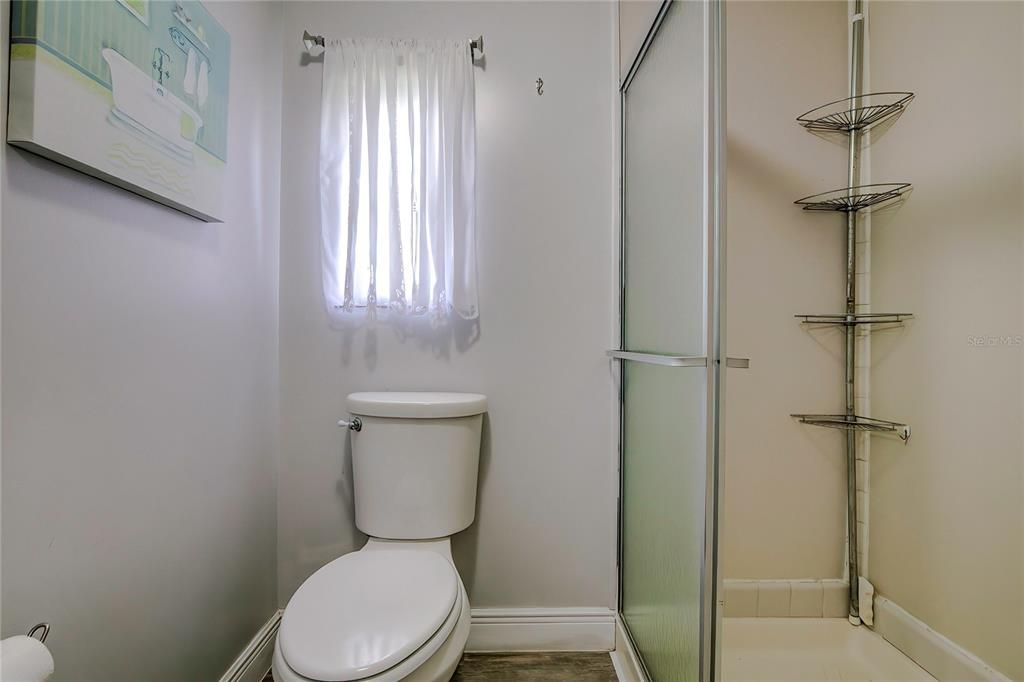 For Sale: $135,000 (2 beds, 2 baths, 1056 Square Feet)