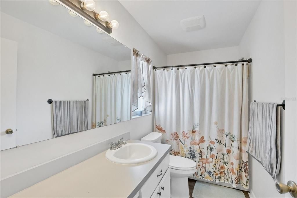 Active With Contract: $399,000 (4 beds, 2 baths, 1606 Square Feet)