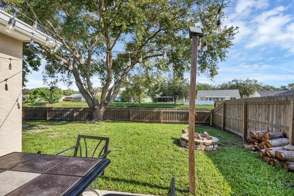 Active With Contract: $399,000 (4 beds, 2 baths, 1606 Square Feet)