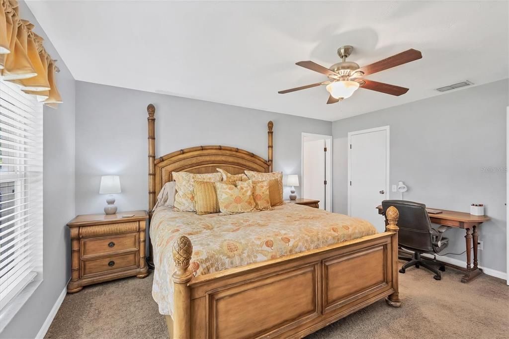 Active With Contract: $399,000 (4 beds, 2 baths, 1606 Square Feet)