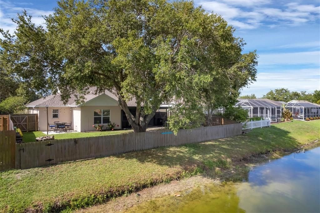 Active With Contract: $399,000 (4 beds, 2 baths, 1606 Square Feet)