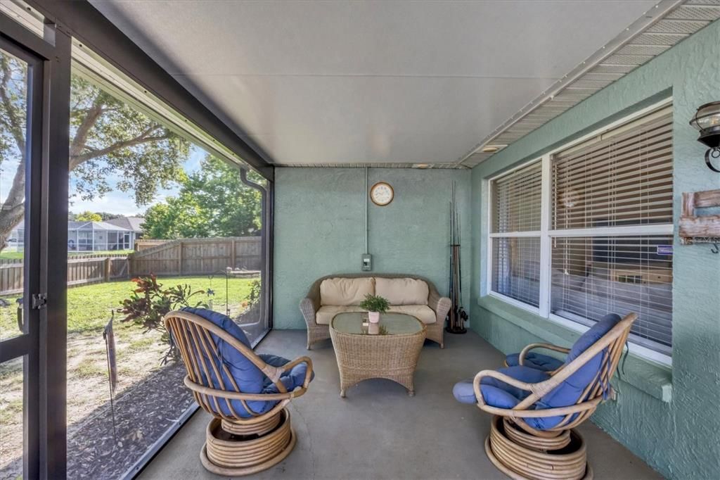 Active With Contract: $399,000 (4 beds, 2 baths, 1606 Square Feet)