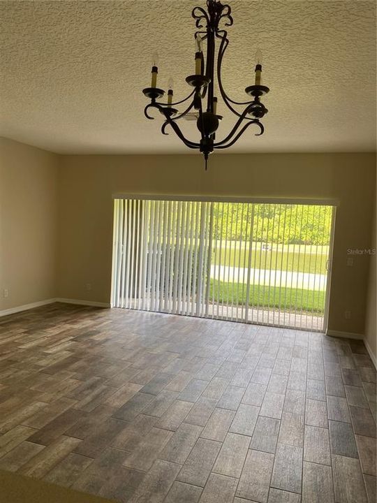 For Rent: $2,300 (3 beds, 2 baths, 1366 Square Feet)