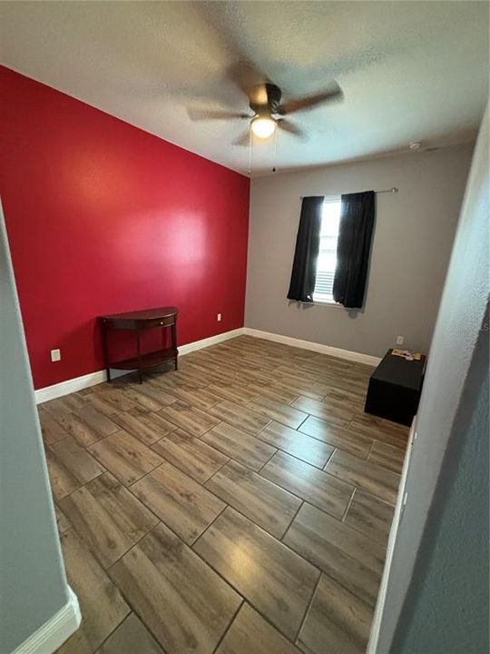 For Rent: $2,800 (4 beds, 2 baths, 2465 Square Feet)
