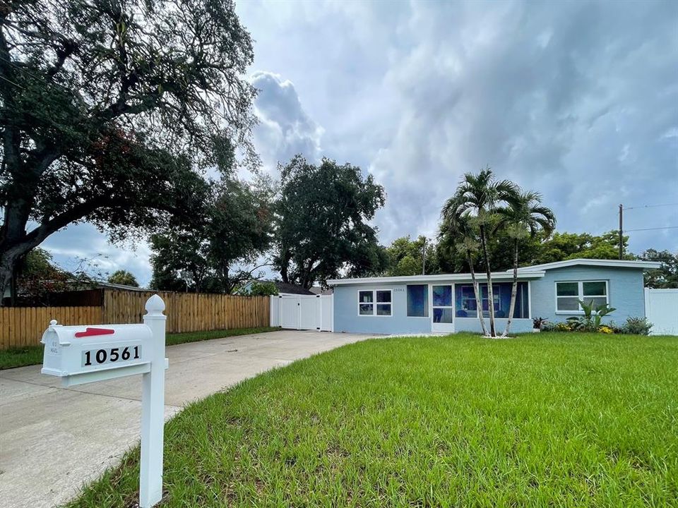 For Sale: $485,000 (3 beds, 2 baths, 1535 Square Feet)