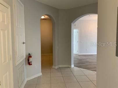 Active With Contract: $1,950 (3 beds, 2 baths, 1247 Square Feet)