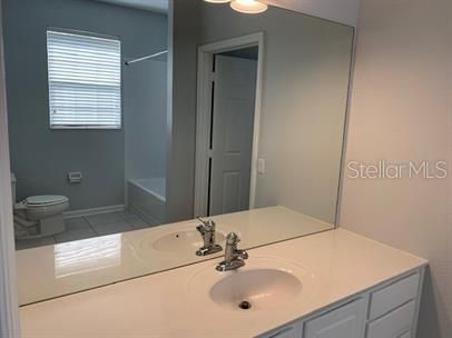 Active With Contract: $1,950 (3 beds, 2 baths, 1247 Square Feet)