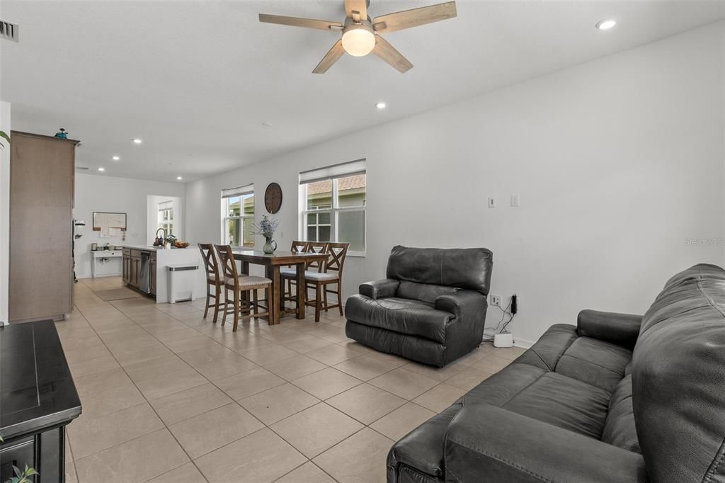 For Sale: $360,000 (3 beds, 2 baths, 1626 Square Feet)