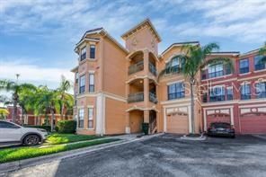 Active With Contract: $2,400 (2 beds, 2 baths, 1309 Square Feet)