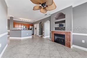 Active With Contract: $2,400 (2 beds, 2 baths, 1309 Square Feet)