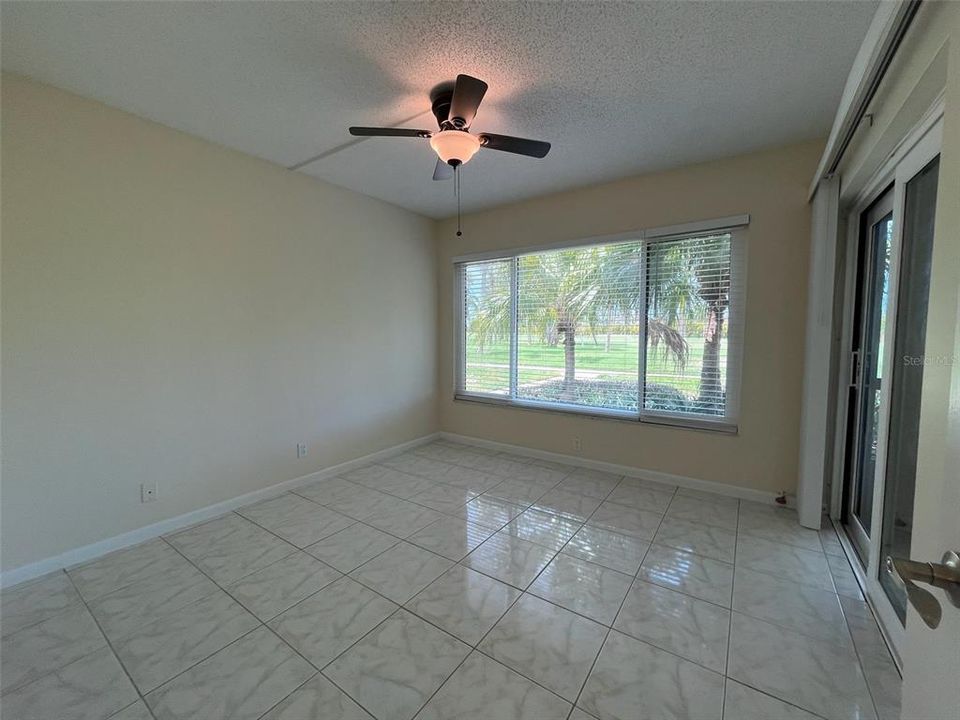 For Rent: $2,600 (2 beds, 2 baths, 890 Square Feet)