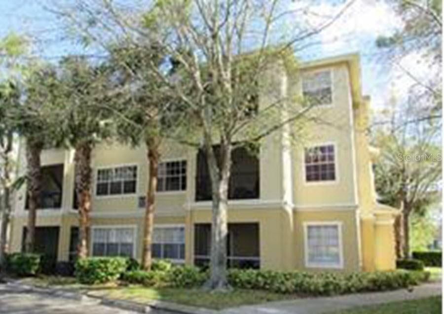 Active With Contract: $190,000 (2 beds, 2 baths, 1014 Square Feet)