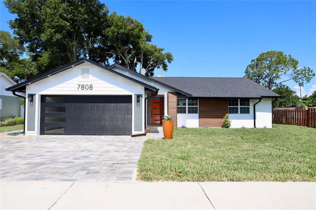 For Sale: $624,900 (3 beds, 2 baths, 1523 Square Feet)