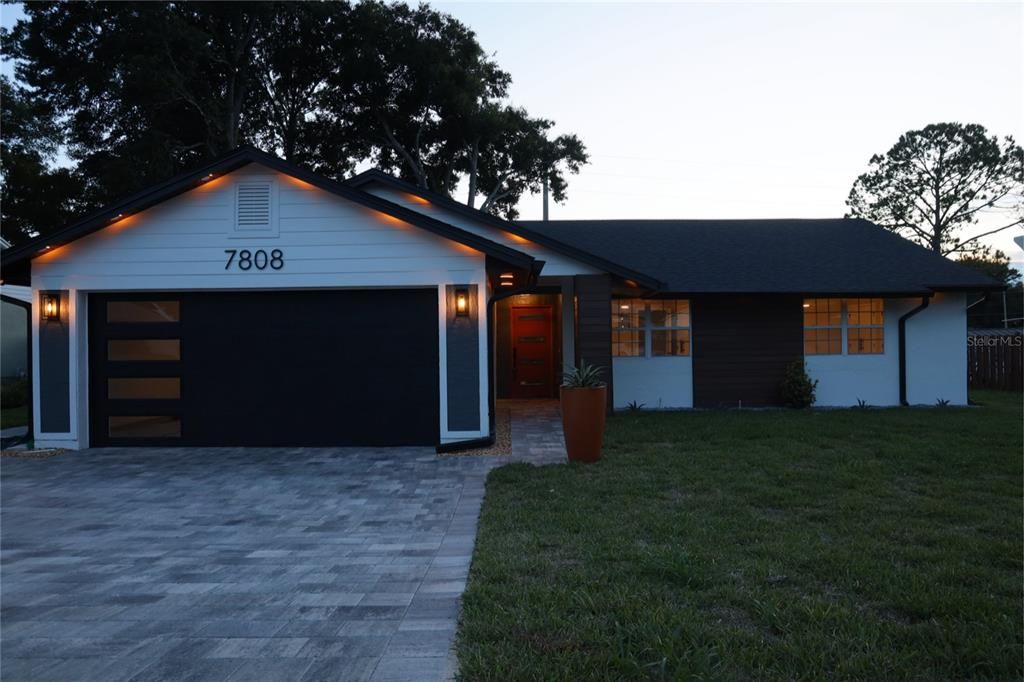 For Sale: $624,900 (3 beds, 2 baths, 1523 Square Feet)