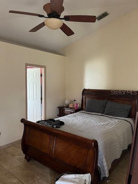 For Sale: $285,000 (4 beds, 2 baths, 1704 Square Feet)