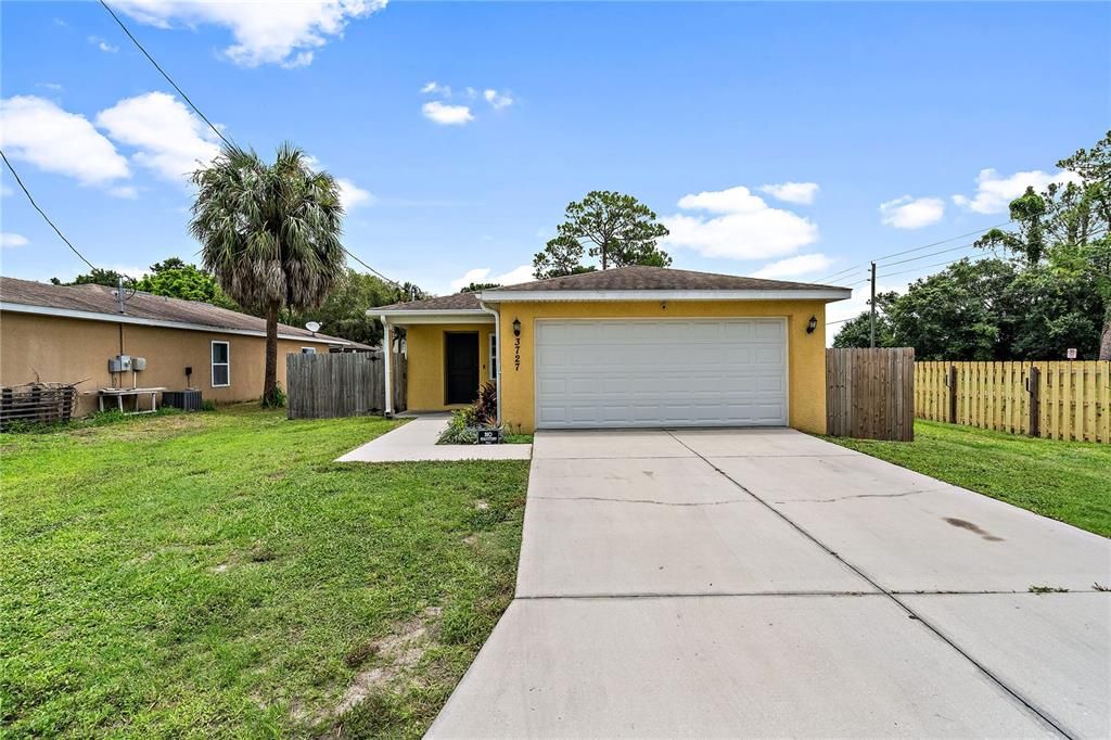 For Sale: $425,000 (3 beds, 2 baths, 1262 Square Feet)