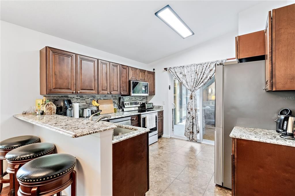 For Sale: $425,000 (3 beds, 2 baths, 1262 Square Feet)