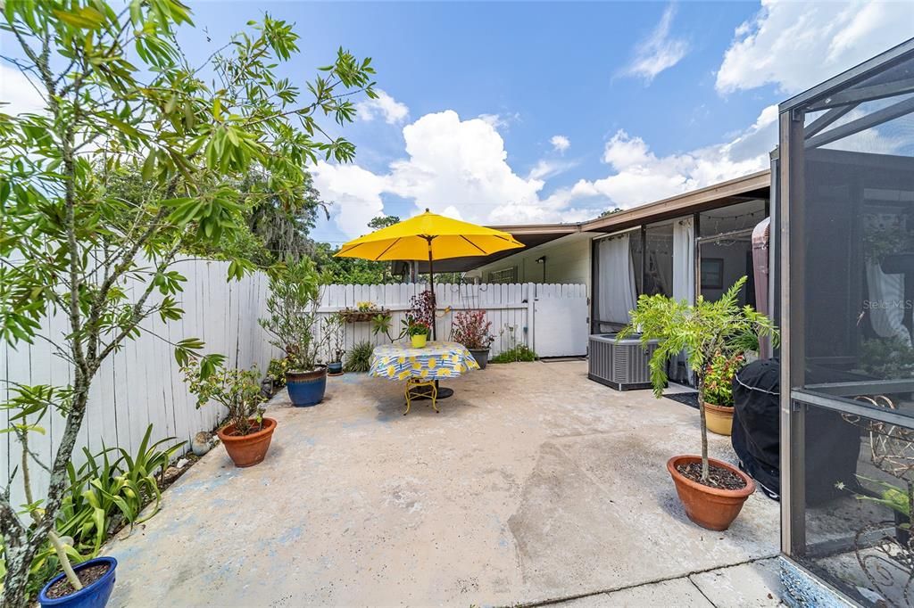 For Sale: $279,000 (3 beds, 2 baths, 1628 Square Feet)
