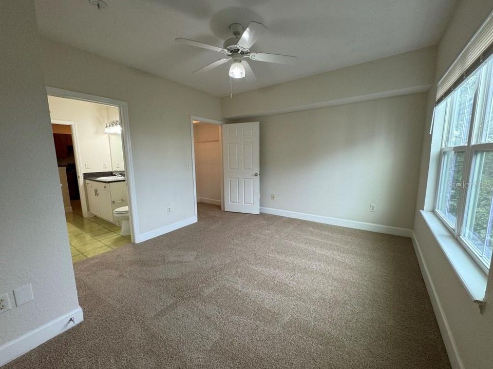 For Rent: $1,967 (2 beds, 2 baths, 1115 Square Feet)