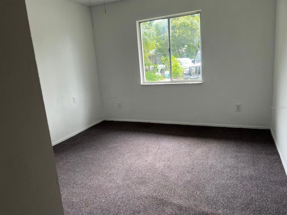 For Sale: $249,000 (2 beds, 2 baths, 930 Square Feet)