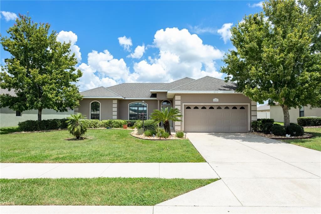 For Sale: $275,000 (3 beds, 2 baths, 1338 Square Feet)