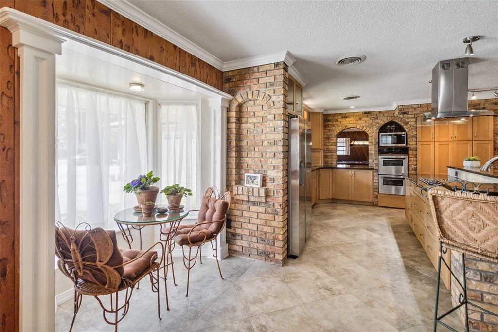 bay window in kitchen