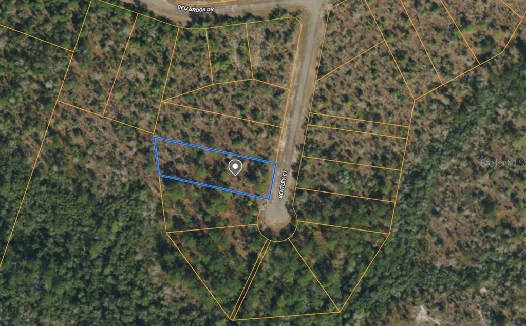 For Sale: $12,900 (0.61 acres)
