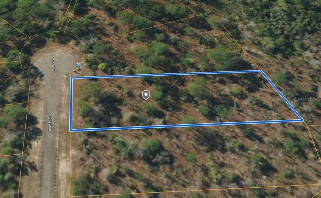 For Sale: $12,900 (0.61 acres)