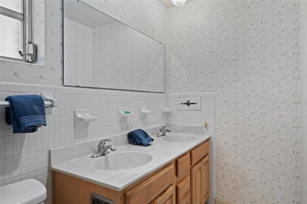 待售: $599,000 (3 贝兹, 2 浴室, 1885 平方英尺)