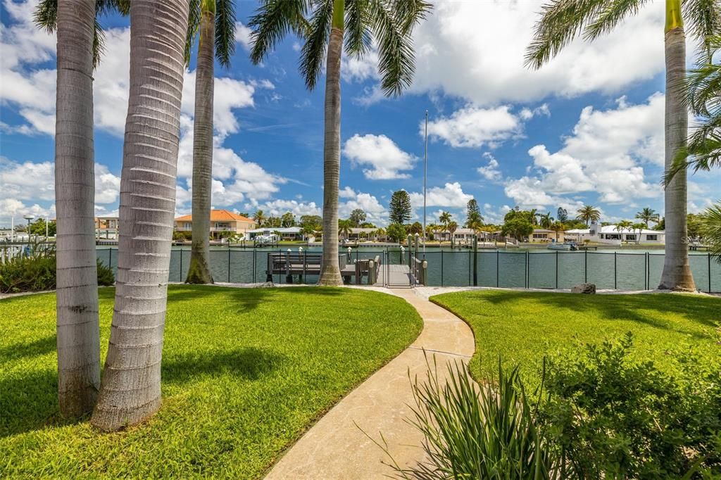 For Sale: $1,800,000 (4 beds, 3 baths, 2098 Square Feet)