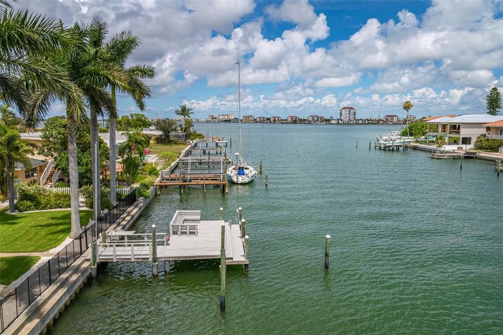 For Sale: $1,800,000 (4 beds, 3 baths, 2098 Square Feet)