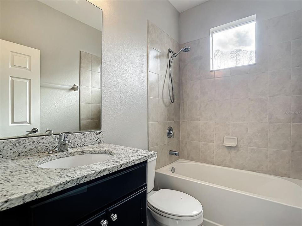 For Sale: $329,900 (3 beds, 2 baths, 1477 Square Feet)