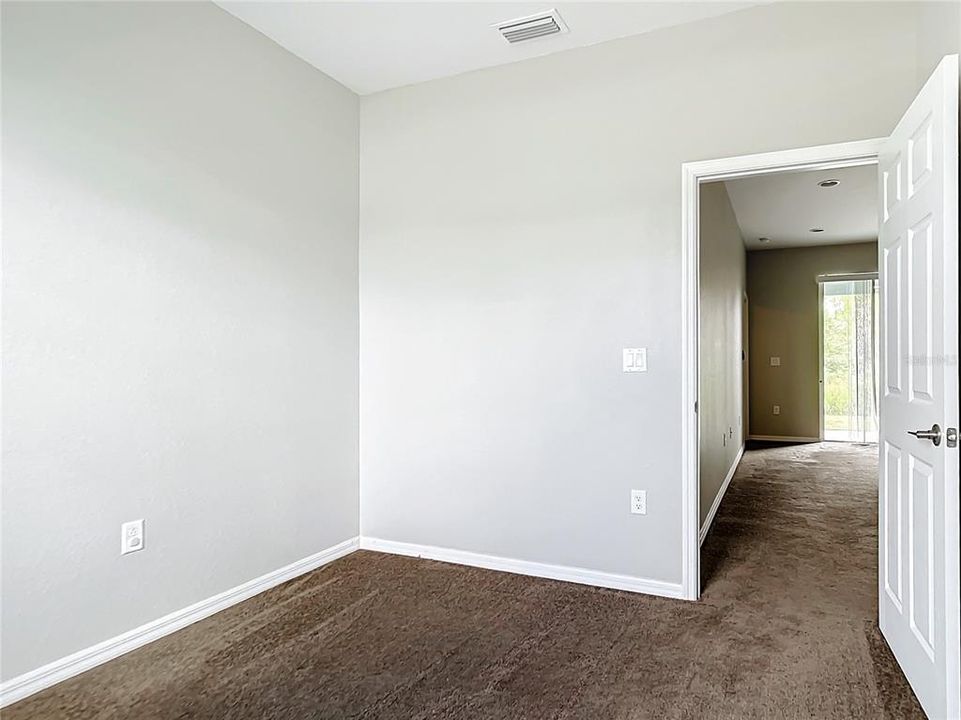 For Sale: $329,900 (3 beds, 2 baths, 1477 Square Feet)