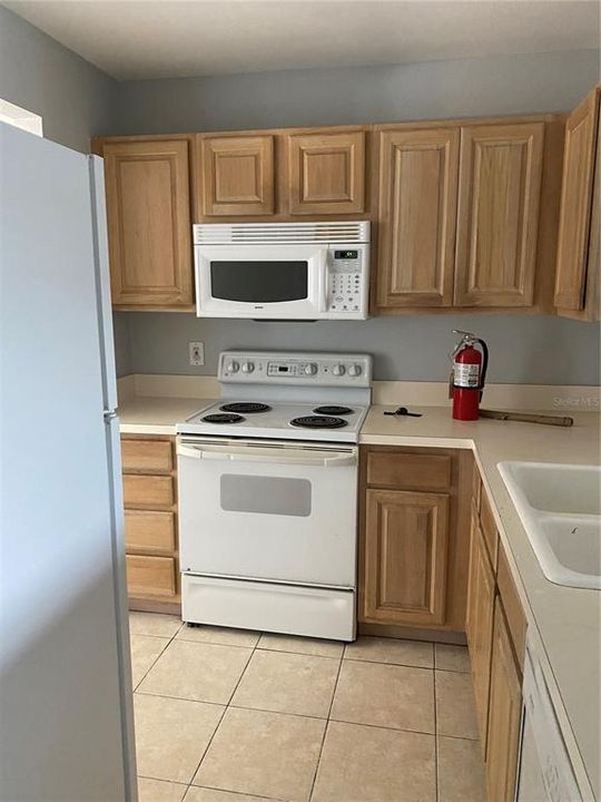 For Rent: $2,200 (2 beds, 2 baths, 1168 Square Feet)