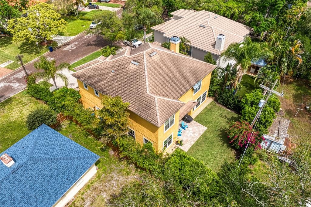 En Venta: $2,399,000 (4 camas, 4 baños, 3989 Pies cuadrados)