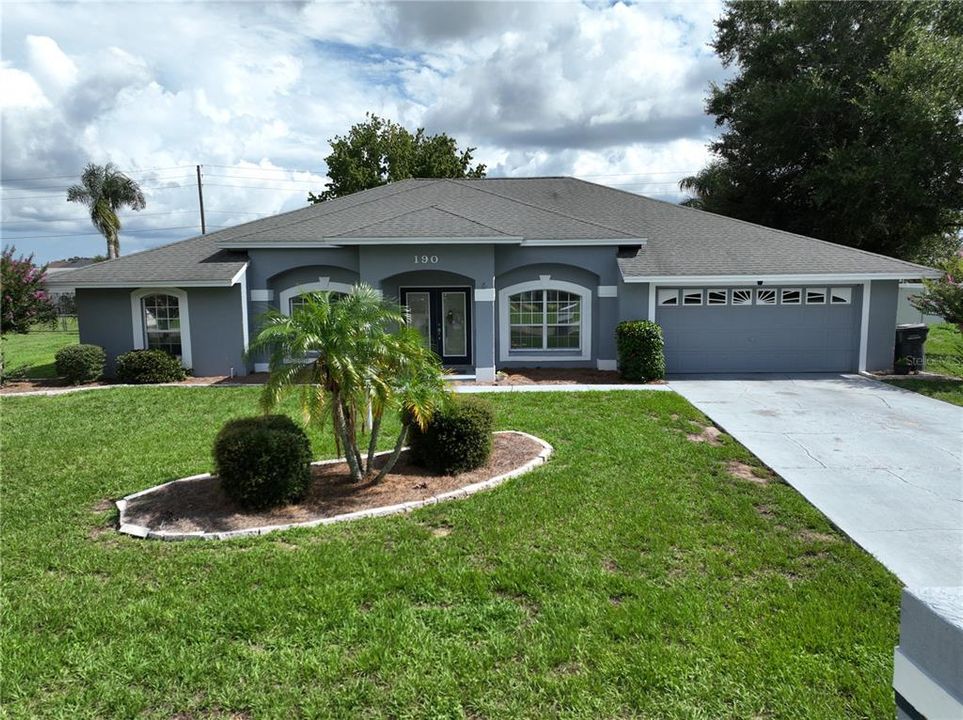 For Sale: $399,900 (4 beds, 2 baths, 2197 Square Feet)