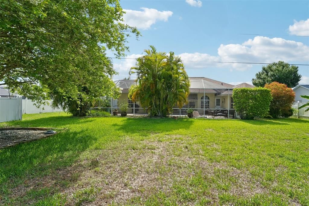 For Sale: $420,000 (3 beds, 2 baths, 1929 Square Feet)