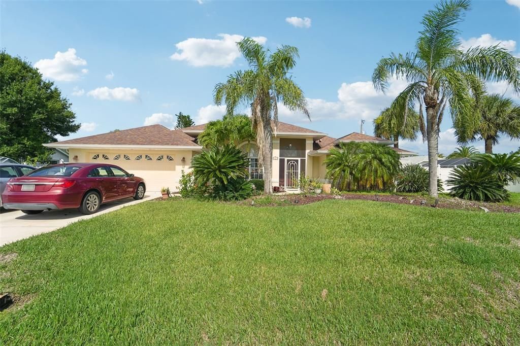 For Sale: $420,000 (3 beds, 2 baths, 1929 Square Feet)