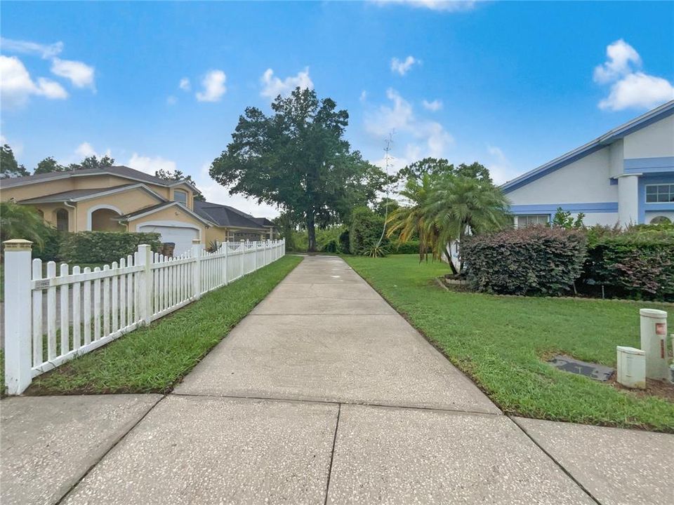 For Sale: $405,000 (3 beds, 2 baths, 1553 Square Feet)