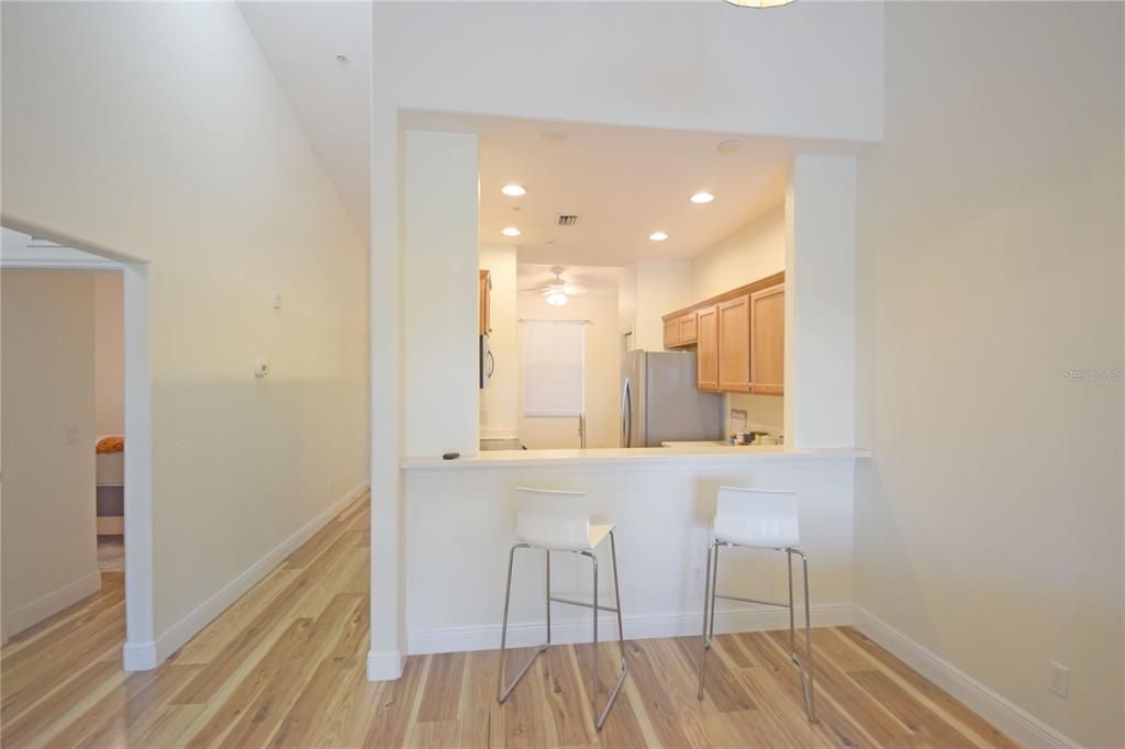 For Sale: $294,000 (2 beds, 2 baths, 1104 Square Feet)